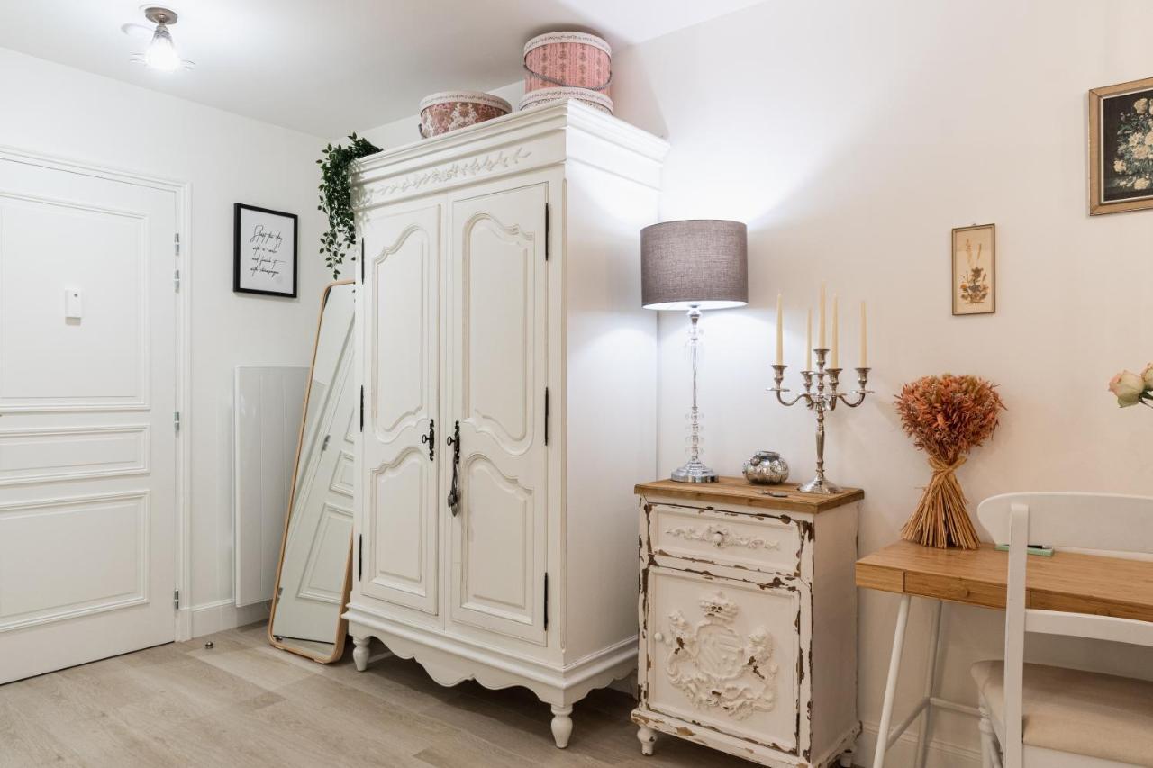 The French Boudoir Apartamento Épernay Exterior foto